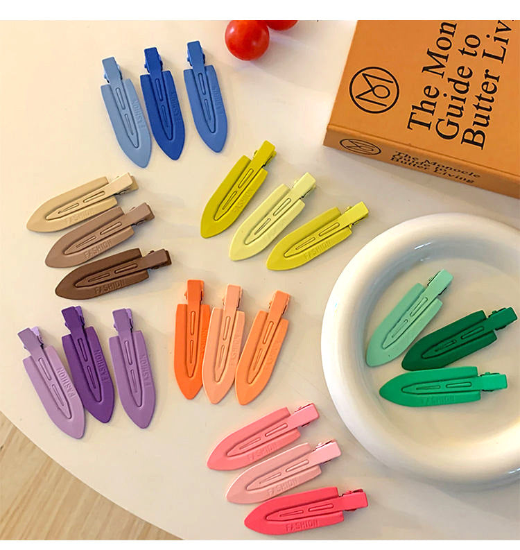 Solid Color Metal Seamless Hair Clip