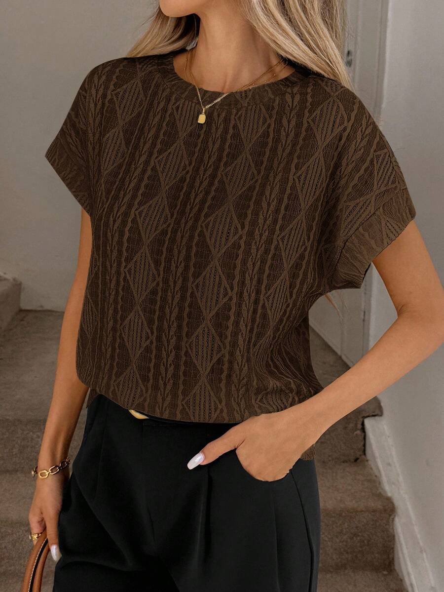 Round Neck Jacquard Short Sleeved T-shirt