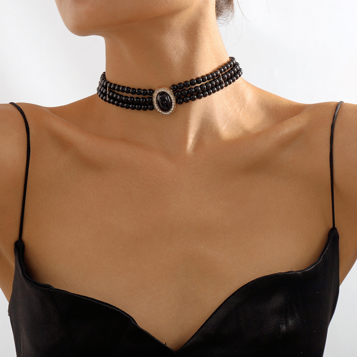 Multi-layered Pearl Necklace