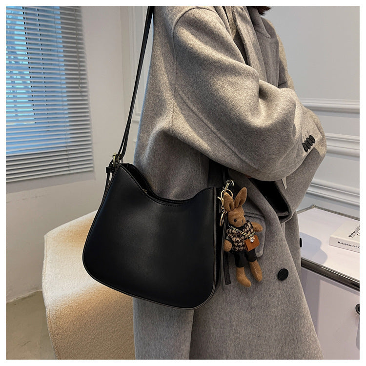 Casual Crossbody Bag With Pendant