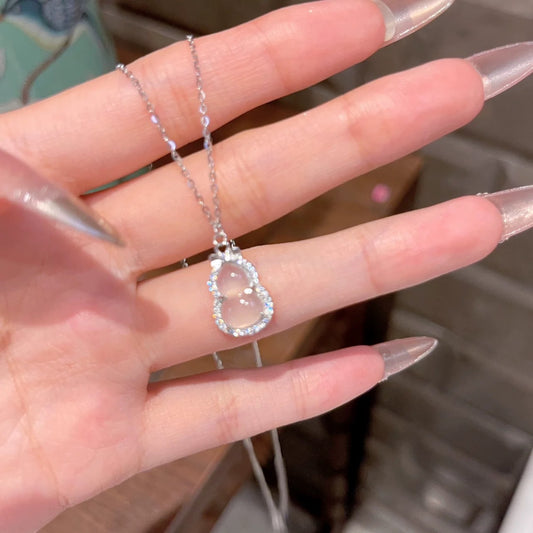 White Jade Gourd Necklace