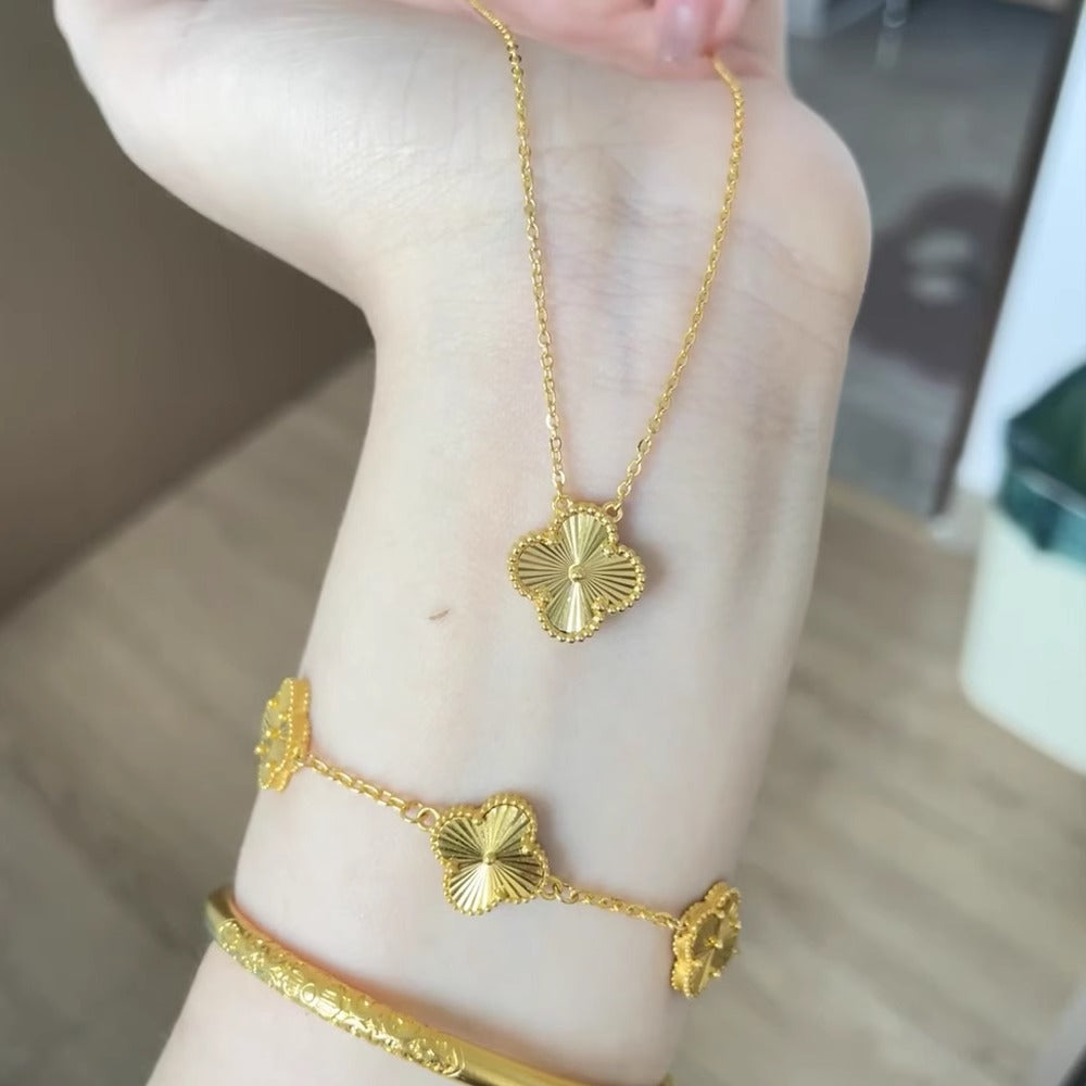 Women's Lucky Four-Leaf Clover Necklace