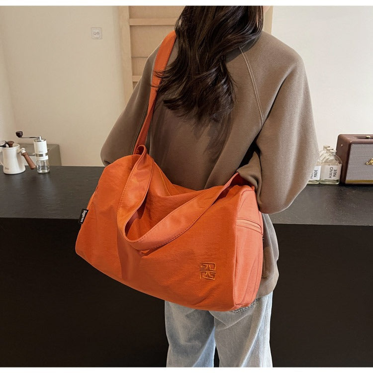 Fashionable And Lightweight Crossbody Travel Bag