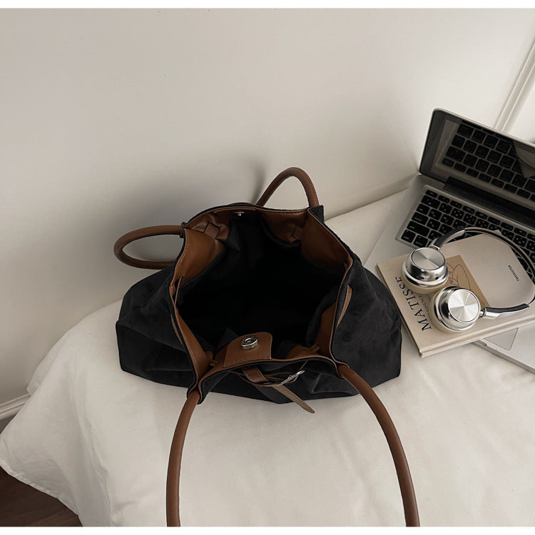Large Capacity Shoulder Bag