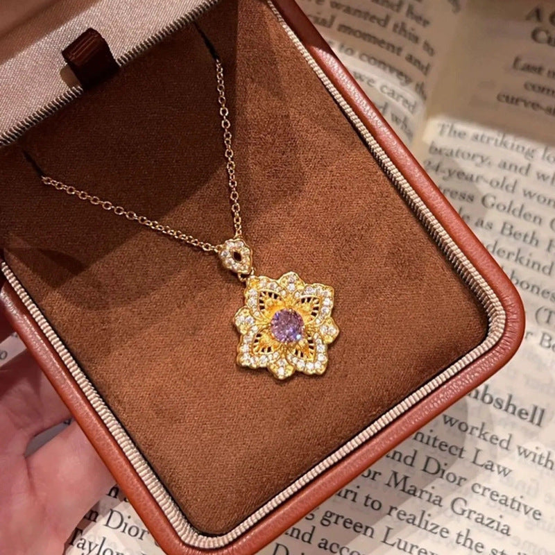 Four-leaf clover necklace