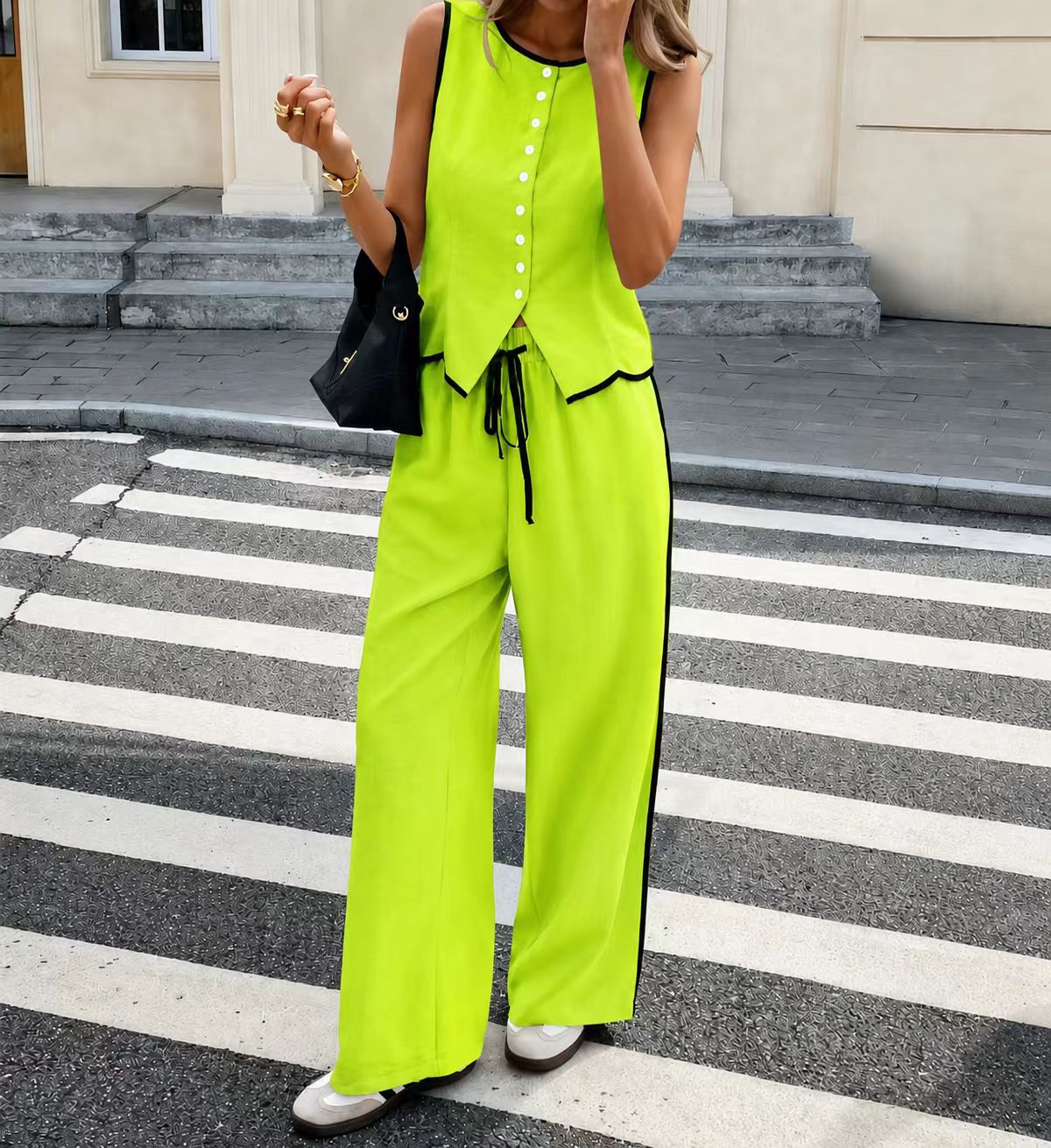 Sleeveless Front Buttons Top And Drawstring Trousers