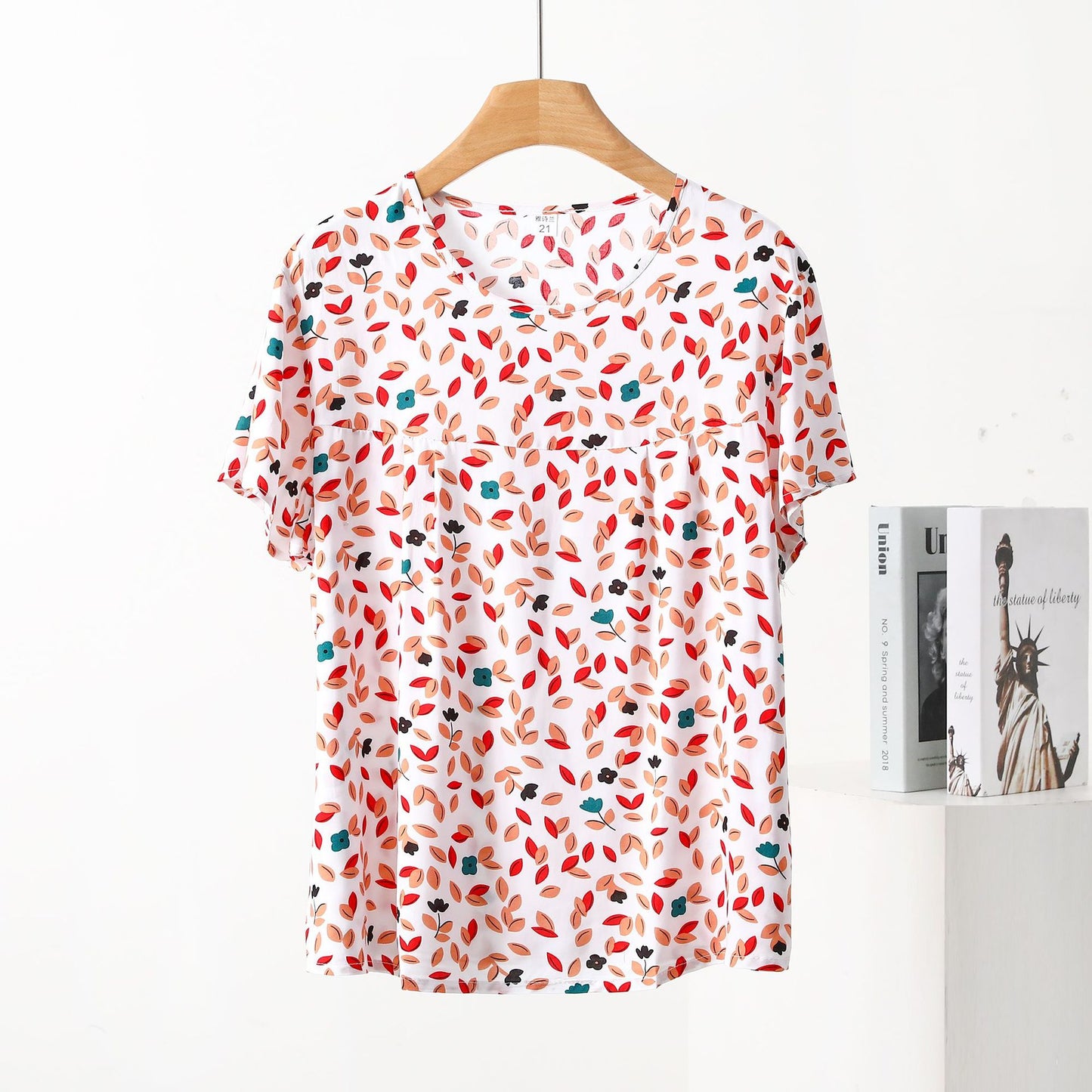 Loose Floral Print Top For Middle-aged