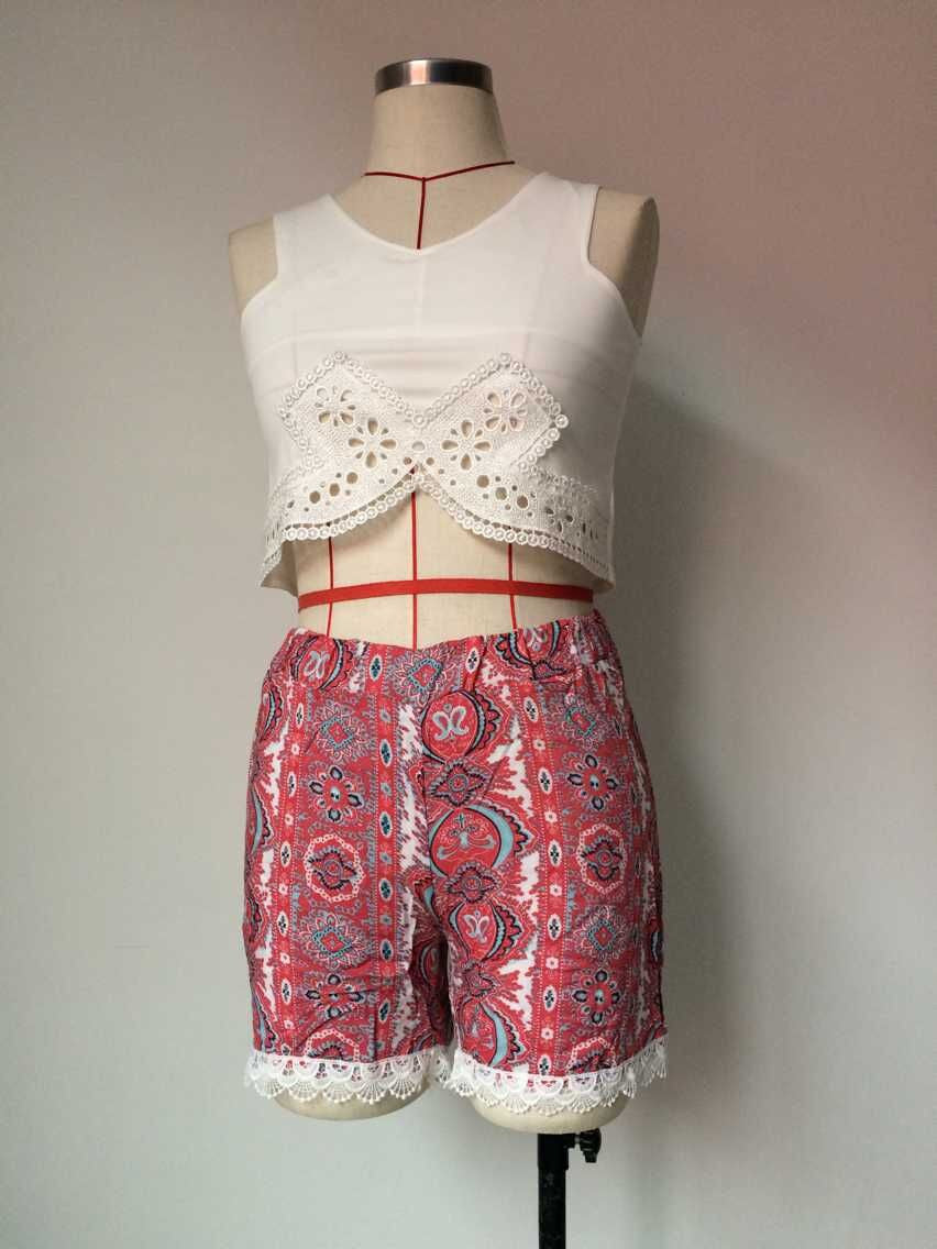 Romoti Hollow Out Crop Top And Floral Lace Short Two Piece Set